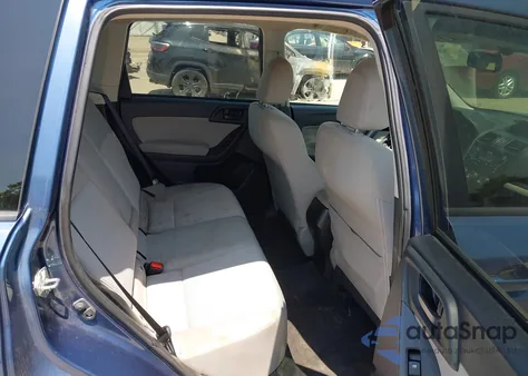 2014 Subaru Forester 2.5I Premium z USA, uszkodzony, nr VIN JF2SJAECXEH554784